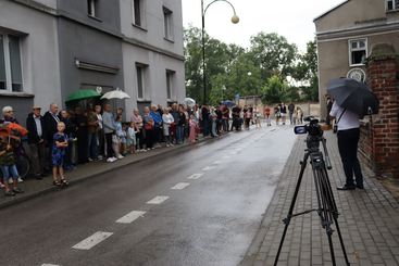 Inscenizacja historyczna i koncert patriotyczny podsumowały wieluńskie uroczystości związane z 80. rocznicą wybuchu Powstania Warszawskiego